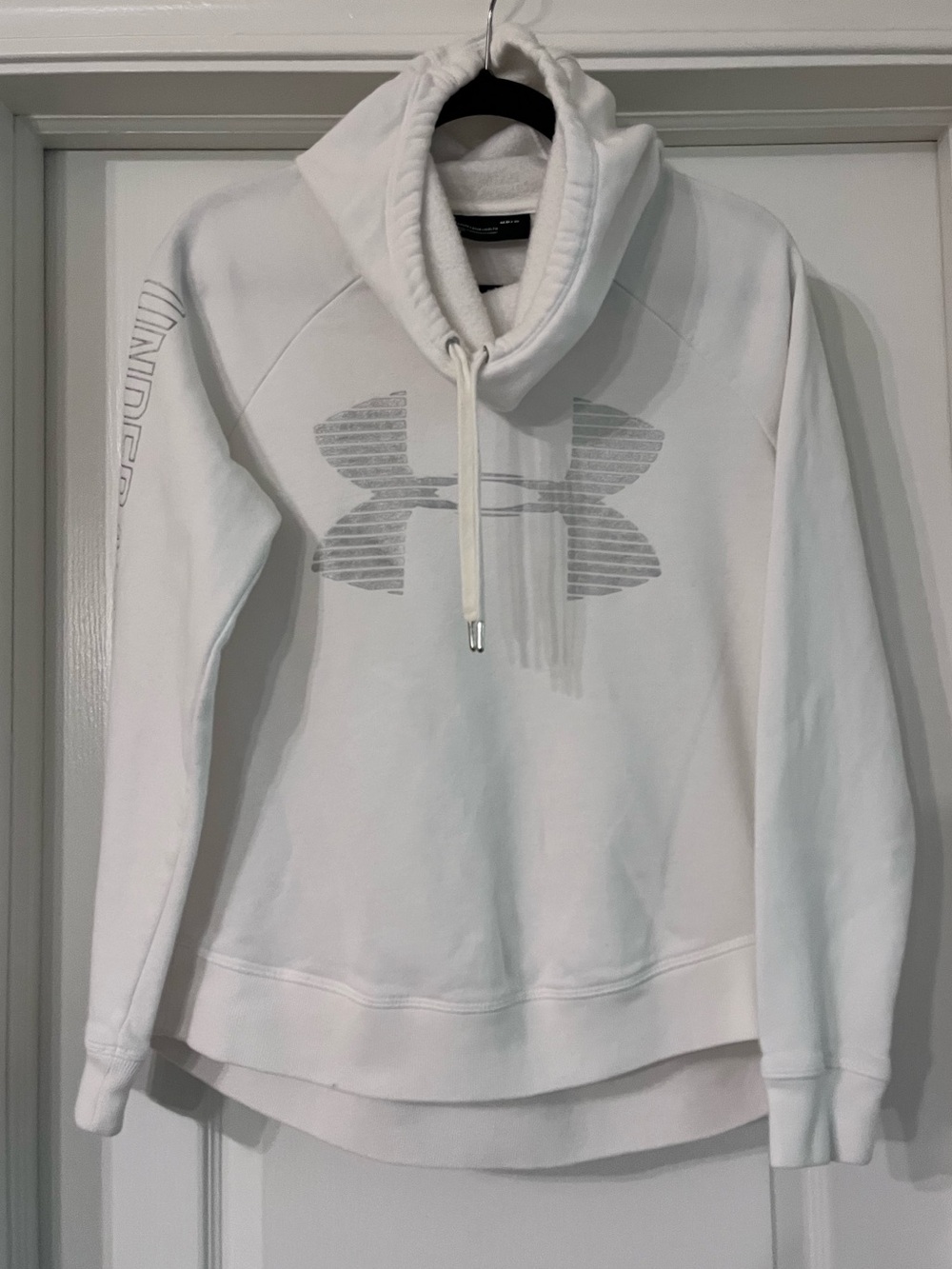Under Armour White FunnelNeck W/Adj Drawstring Pullover Hoodie
